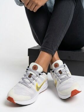 Nike Women's White & Yellow Accent Running Shoes